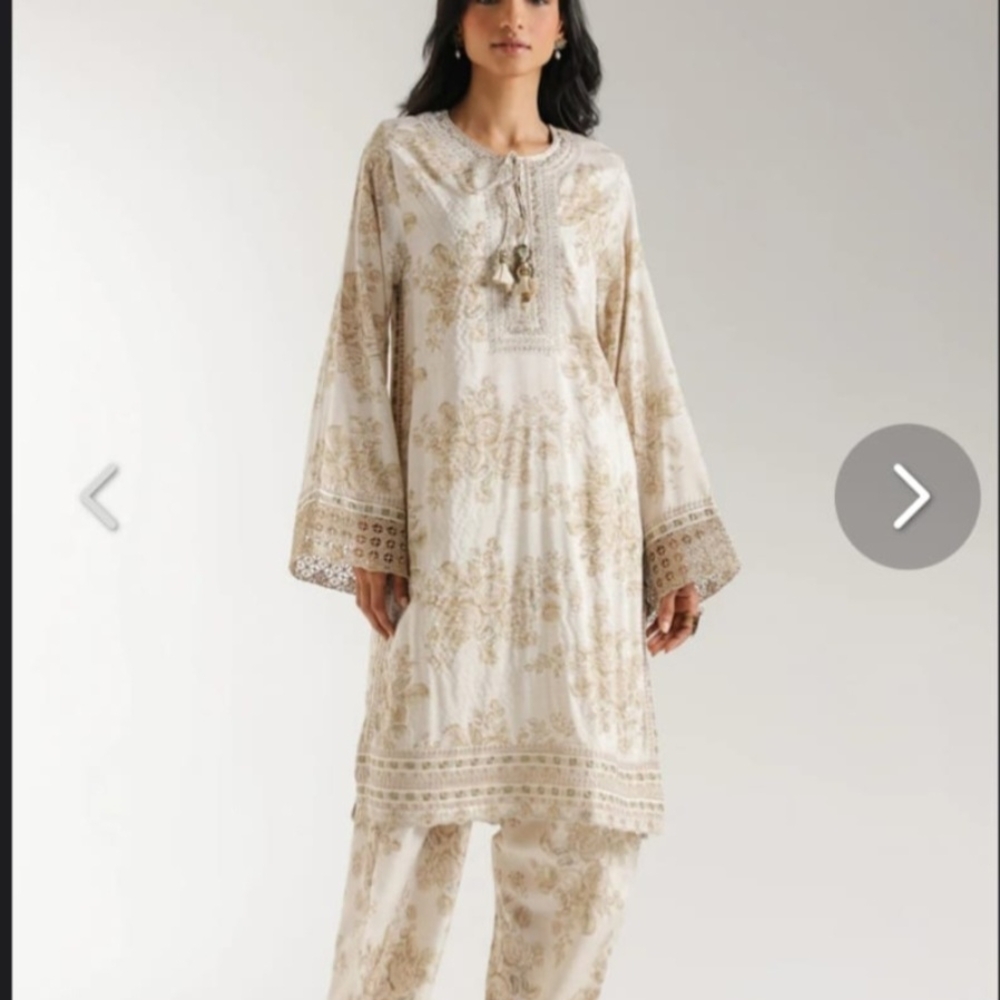 Elegant Cream and Gold Floral Kurta Set